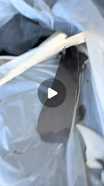 Vídeo viral: reparación chapucera de un Peugeot 5008 que llegó al taller